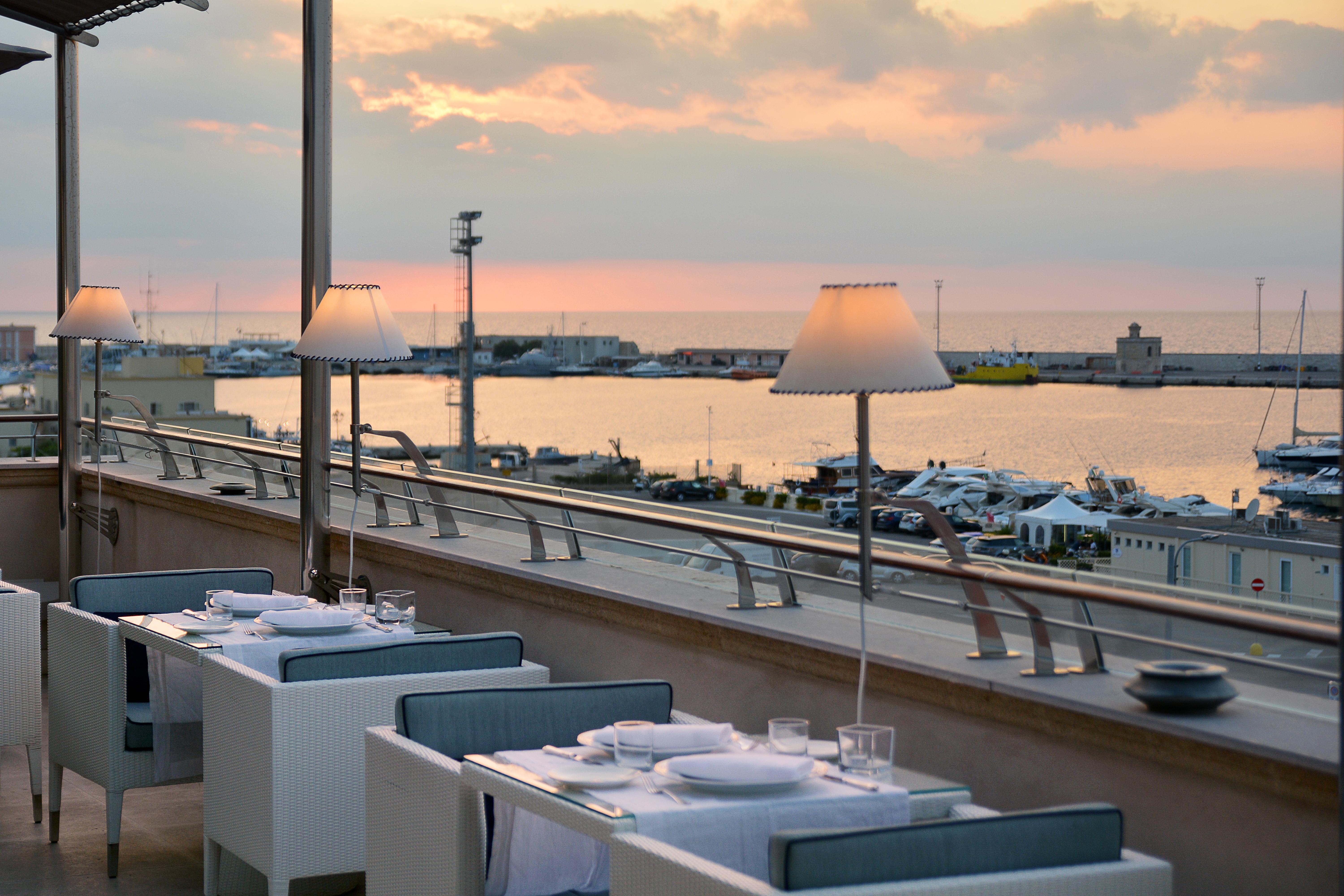 Palazzo Del Corso - Boutique Hotel Галиполи Екстериор снимка